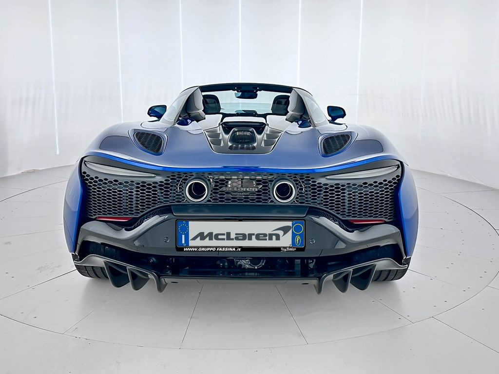McLaren Artura 2025
