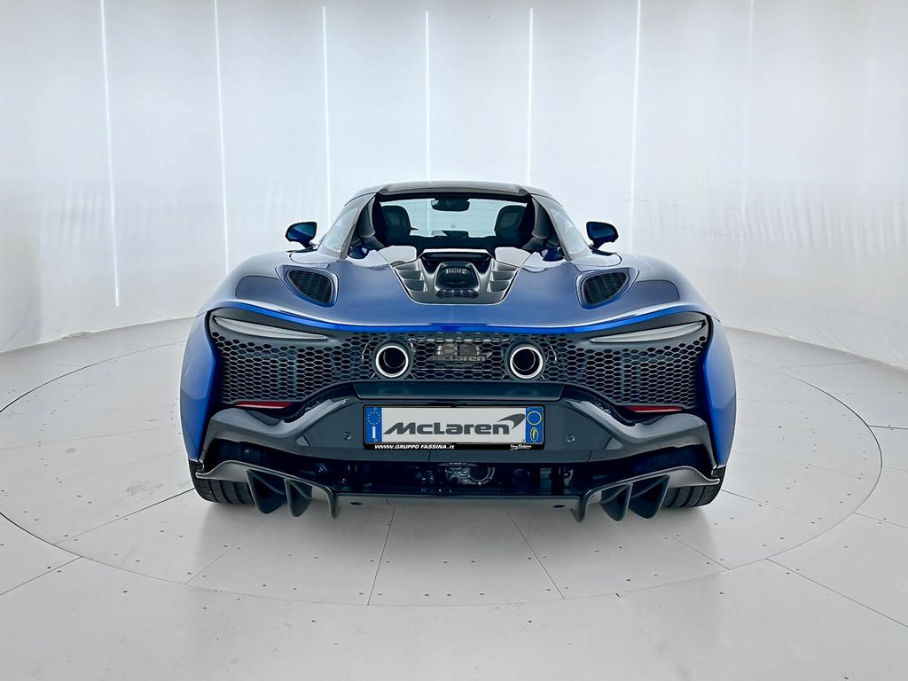 McLaren Artura 2025