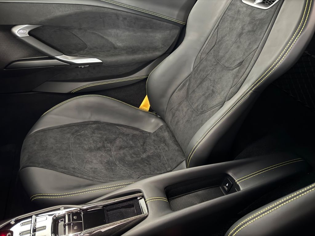 Ferrari 296 GTB 2024