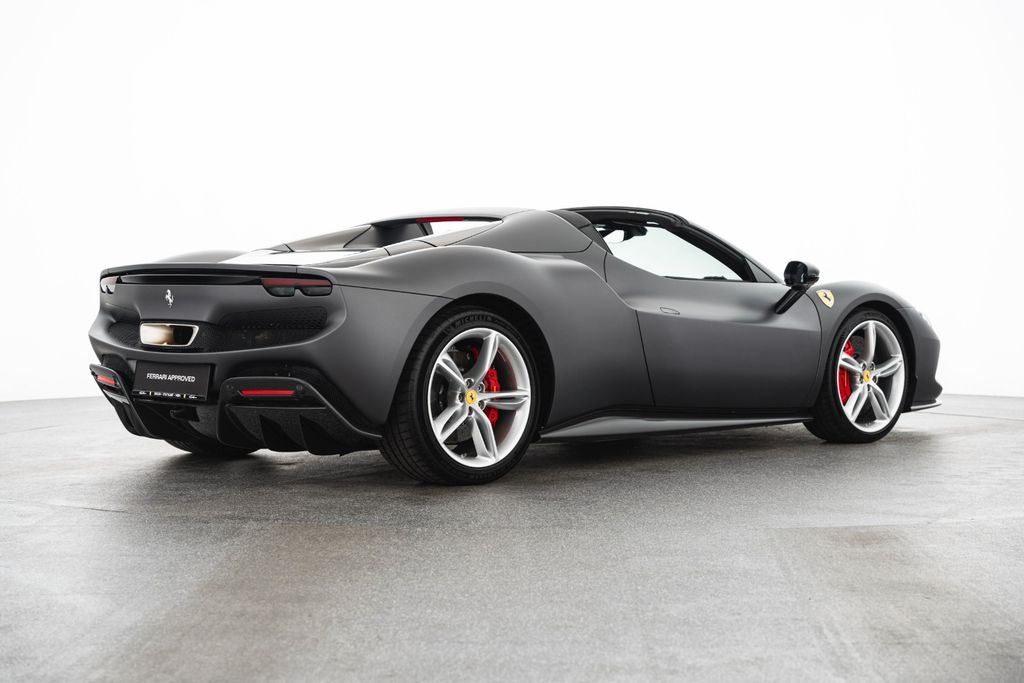 Ferrari 296 GTS 2023