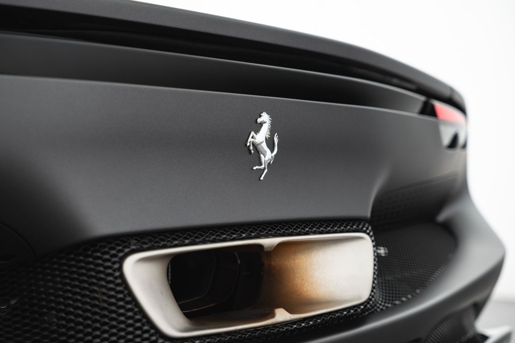 Ferrari 296 GTS 2023