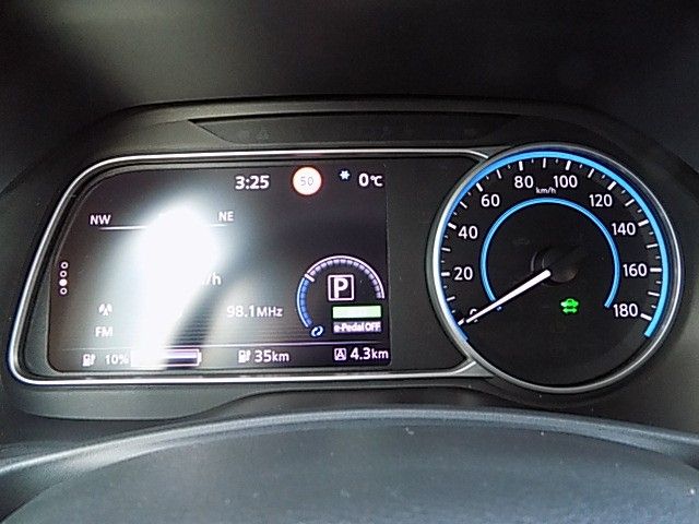 Nissan Leaf 2024