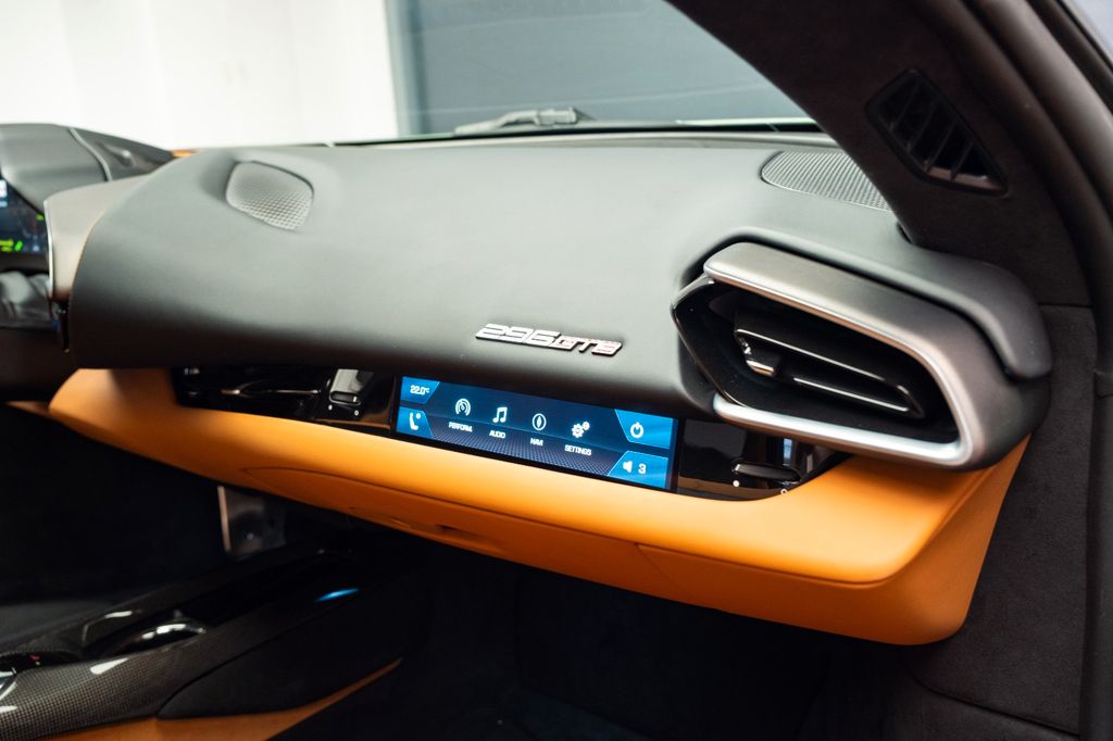 Ferrari 296 GTB 2024