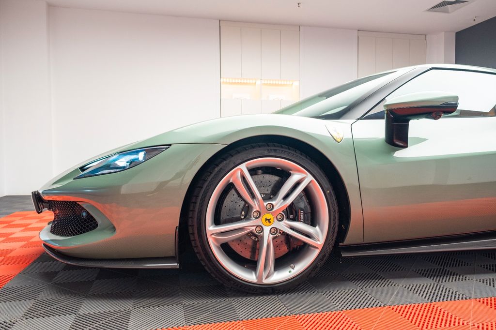 Ferrari 296 GTB 2024