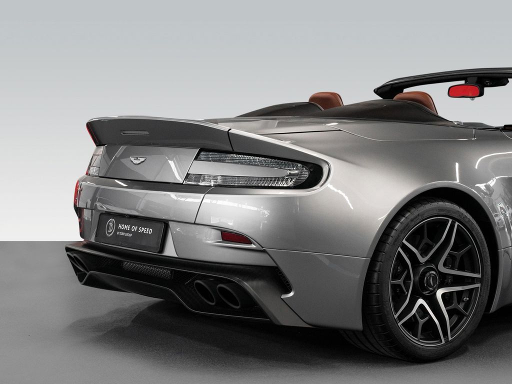 Aston Martin V12 Vantage 2019