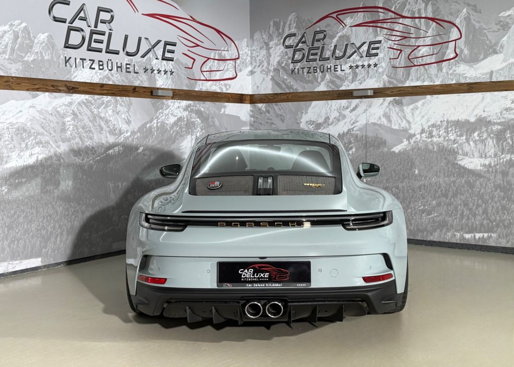 Porsche 992 2025