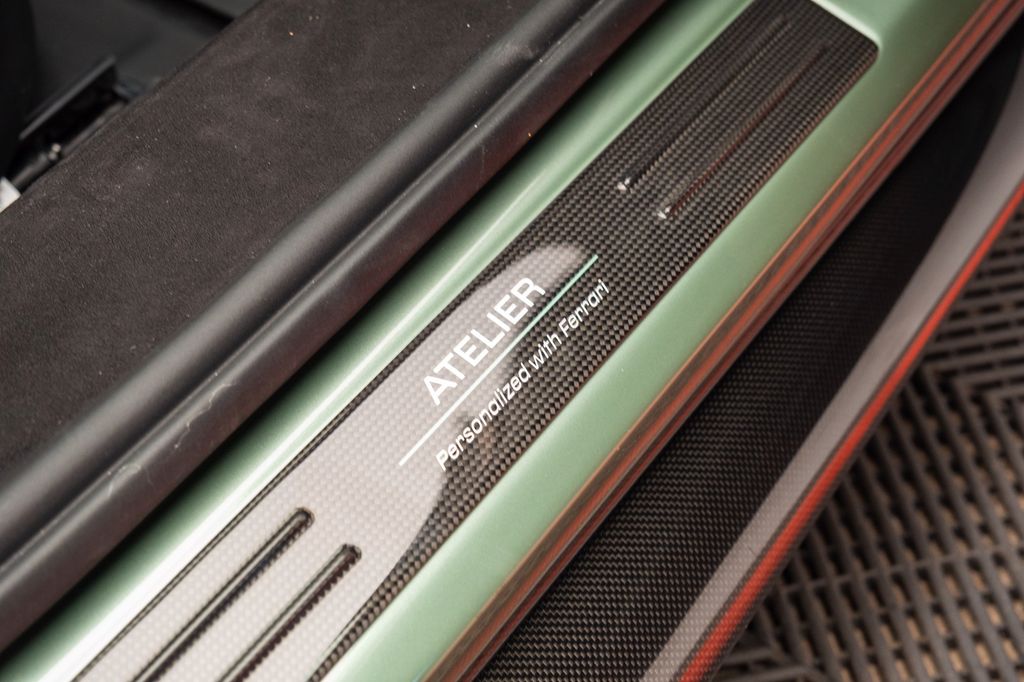 Ferrari 296 GTB 2024