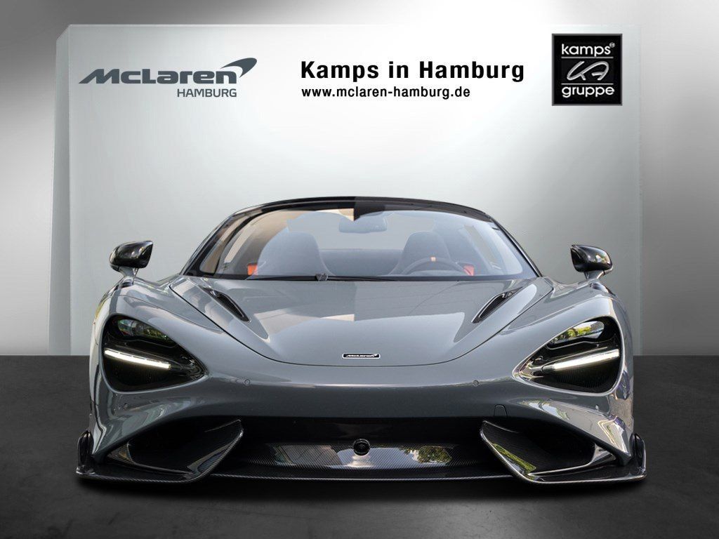 McLaren 765LT 2022