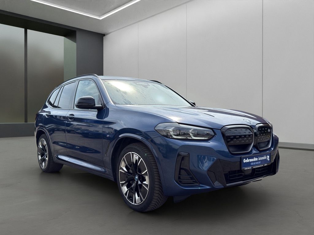 BMW iX3 2023