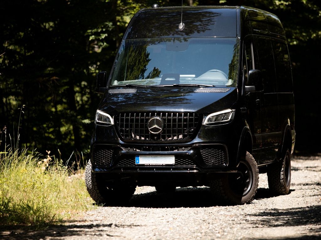 Mercedes-Benz Sprinter 2025