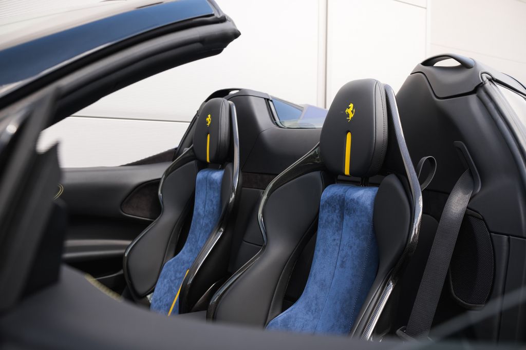 Ferrari SF90 2024