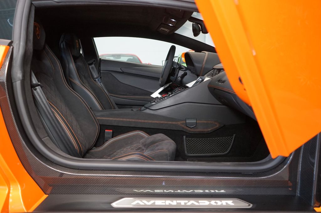 Lamborghini Aventador 2018
