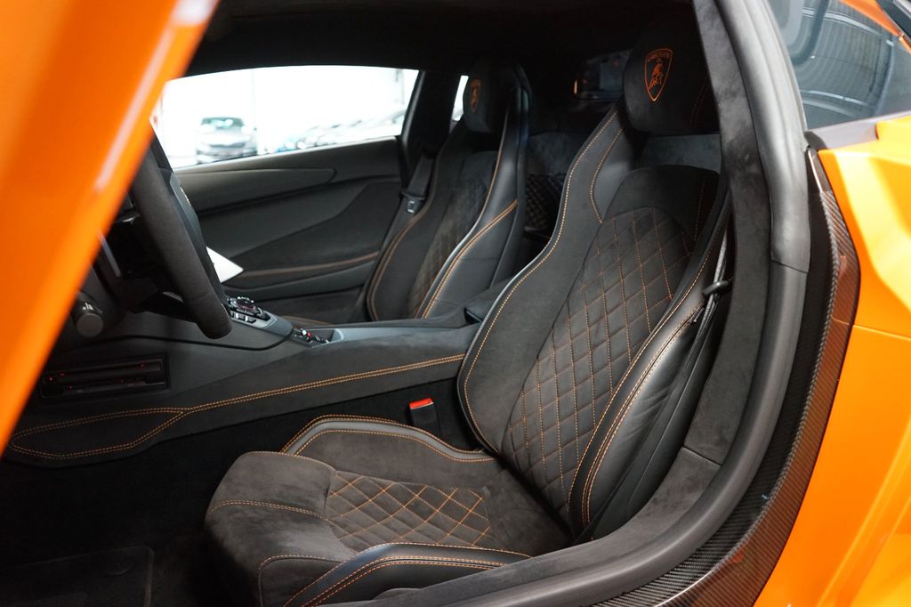 Lamborghini Aventador 2018