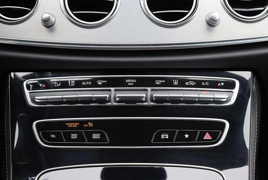 Mercedes-Benz E 300 2022