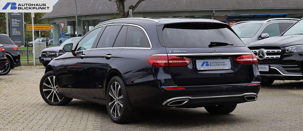 Mercedes-Benz E 300 2022