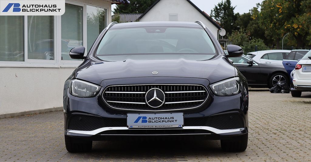 Mercedes-Benz E 300 2022
