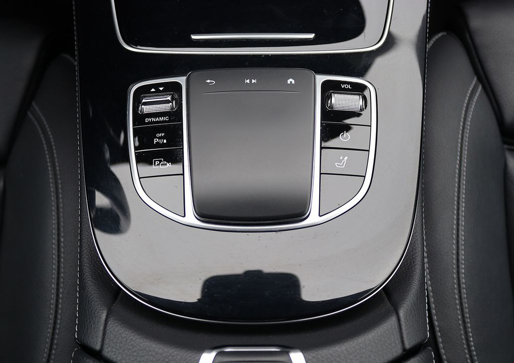 Mercedes-Benz E 300 2022