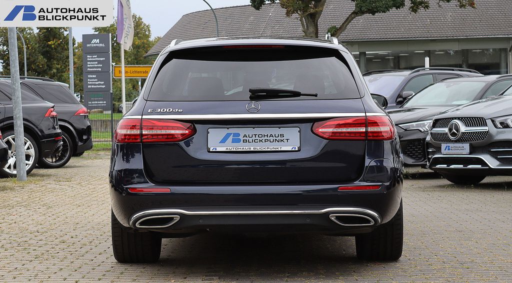 Mercedes-Benz E 300 2022