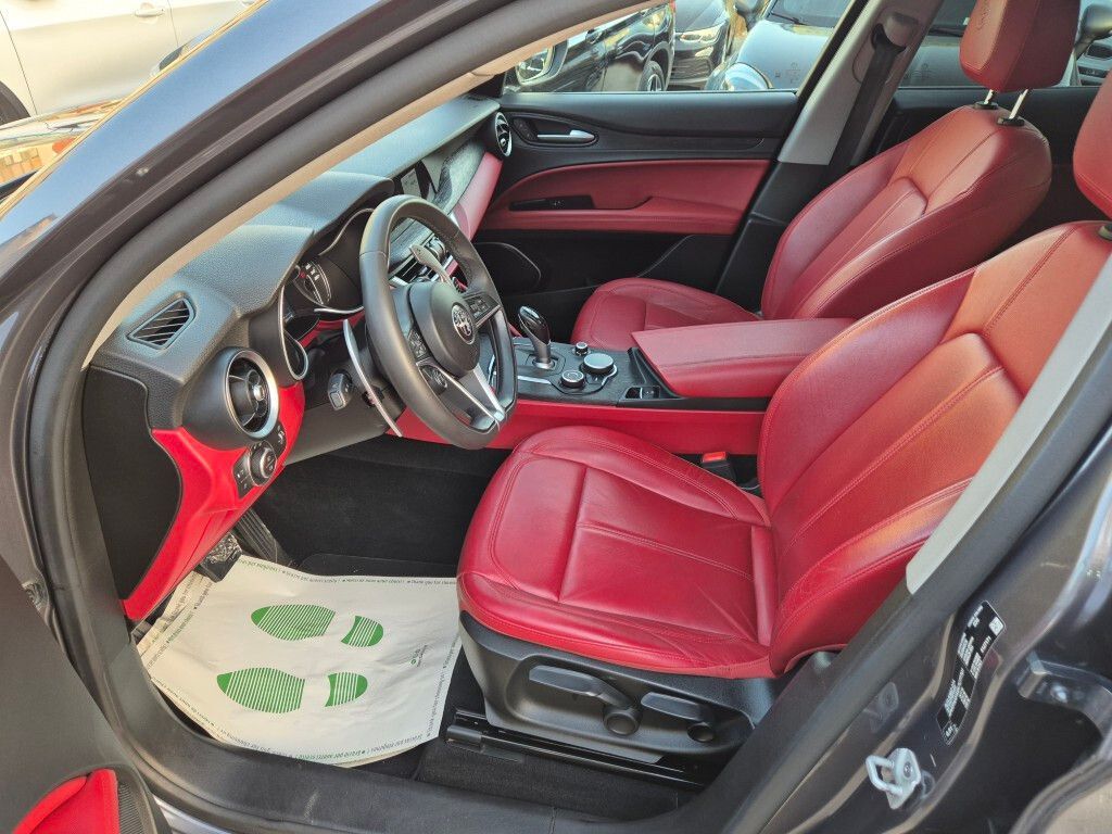 Alfa Romeo Stelvio 2020