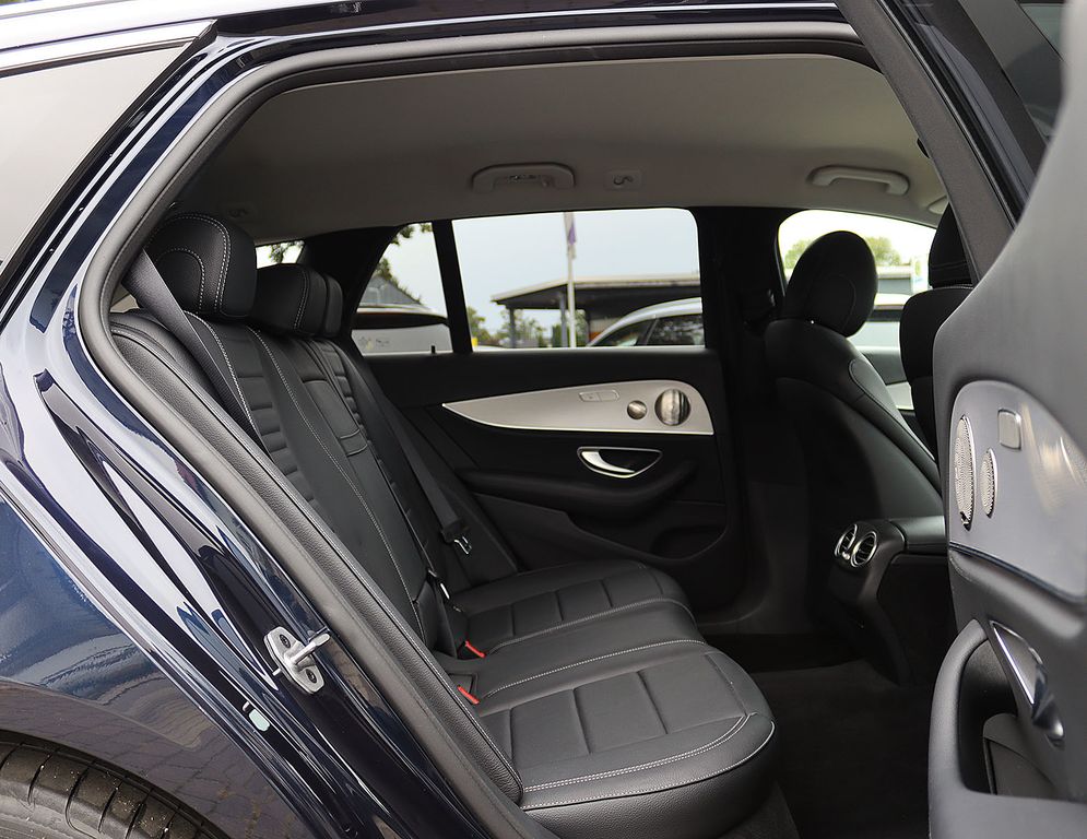 Mercedes-Benz E 300 2022