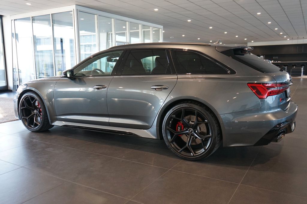 Audi RS6 2025