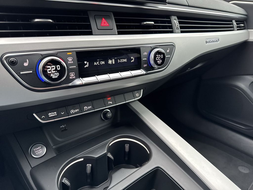 Audi A4 2021