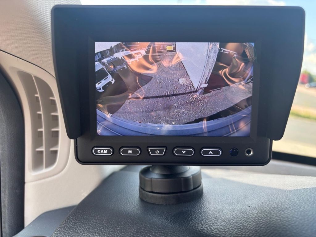 Maxus eDeliver 9 2024