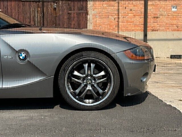 BMW Z4 2003