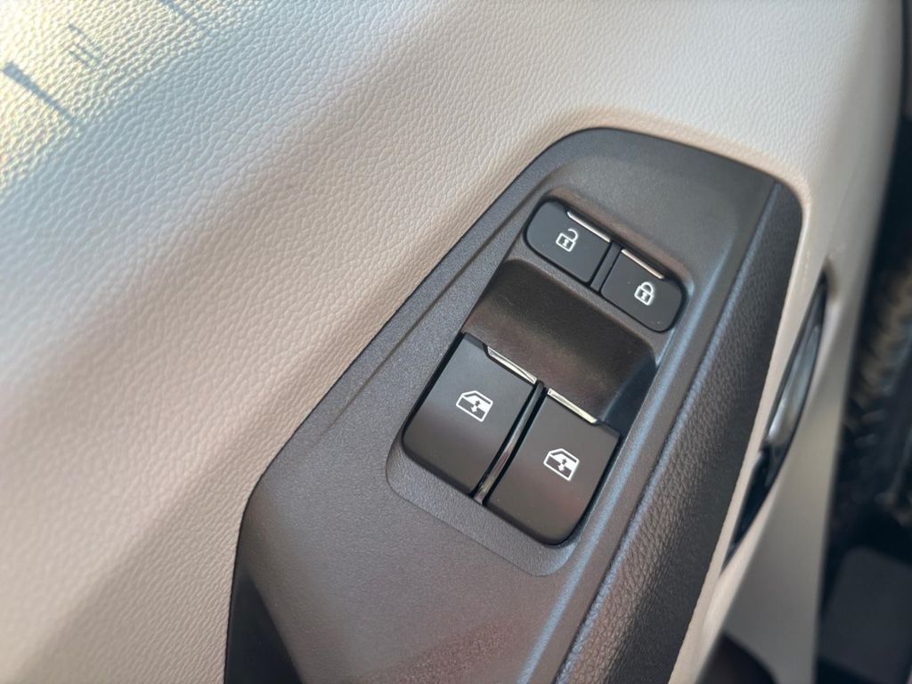 Maxus eDeliver 9 2024