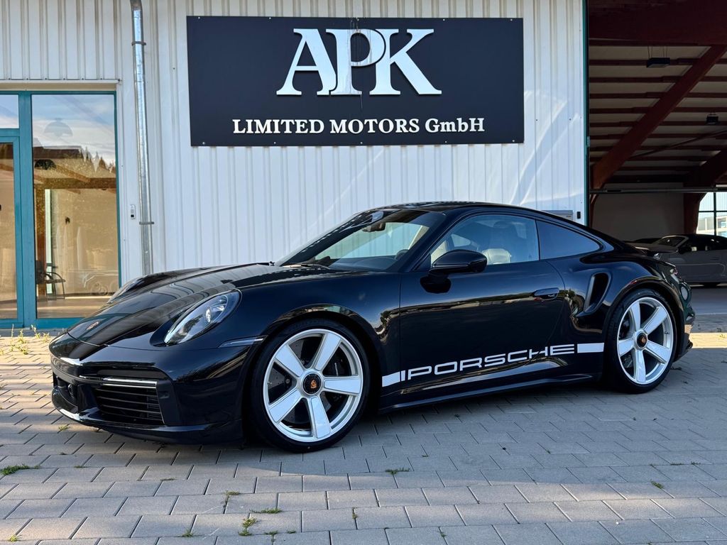 Porsche 992 2025