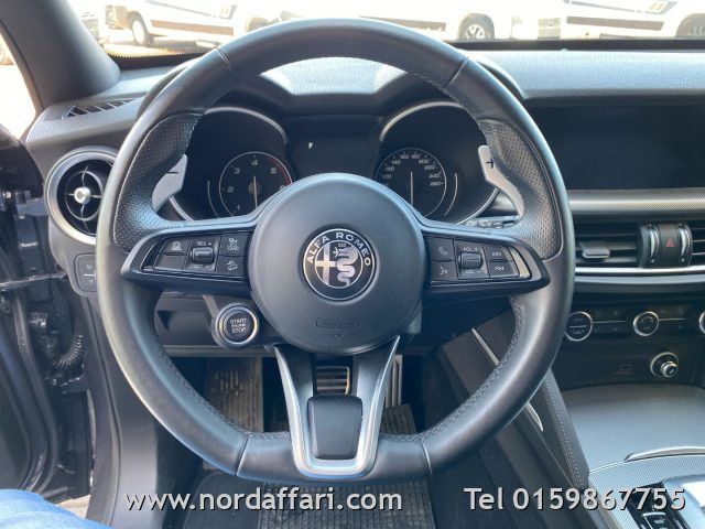 Alfa Romeo Stelvio 2023