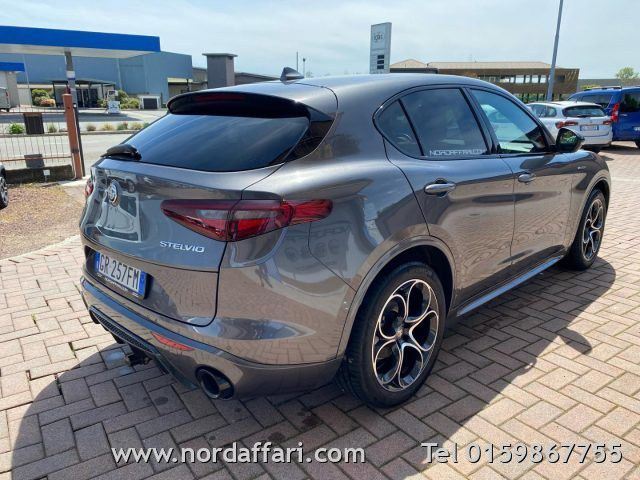 Alfa Romeo Stelvio 2023
