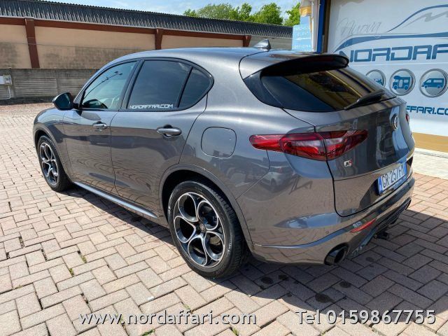 Alfa Romeo Stelvio 2023
