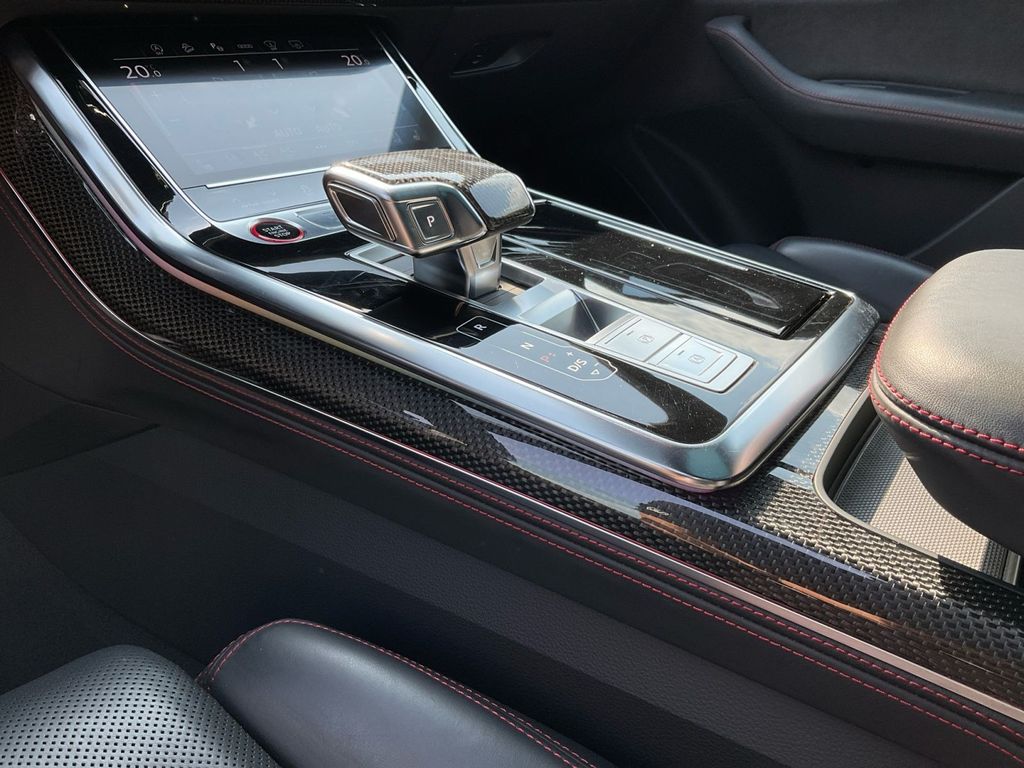 Audi SQ8 2022