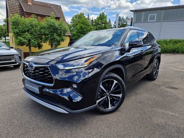 Toyota Highlander 2021