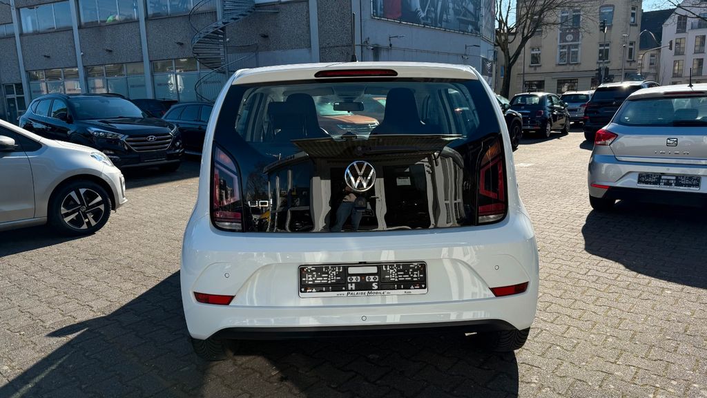 Volkswagen up! 2020