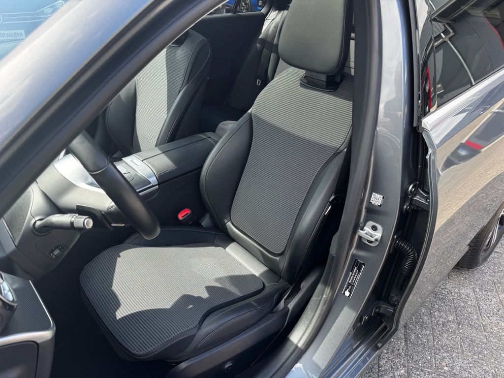 Mercedes-Benz C 220 2023