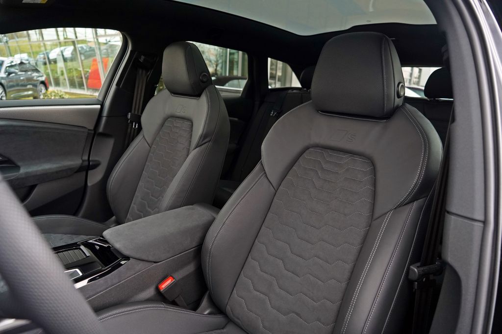 Audi A6 e-tron 2025
