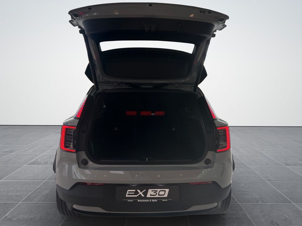 Volvo EX30 2025