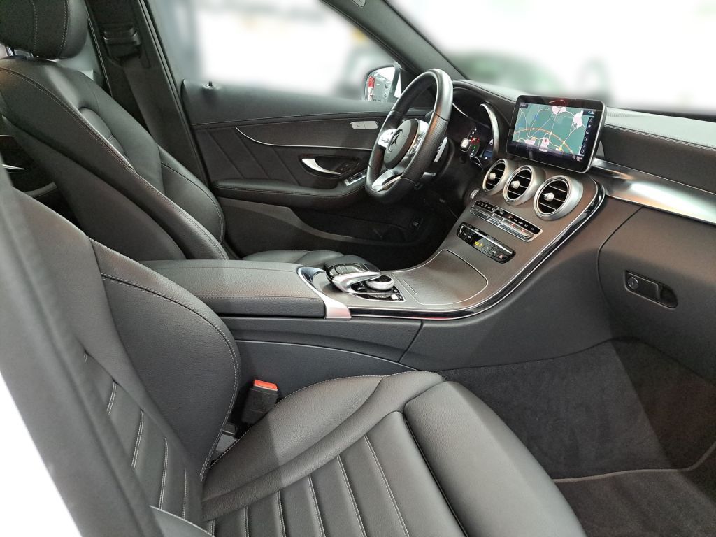 Mercedes-Benz C 300 2021