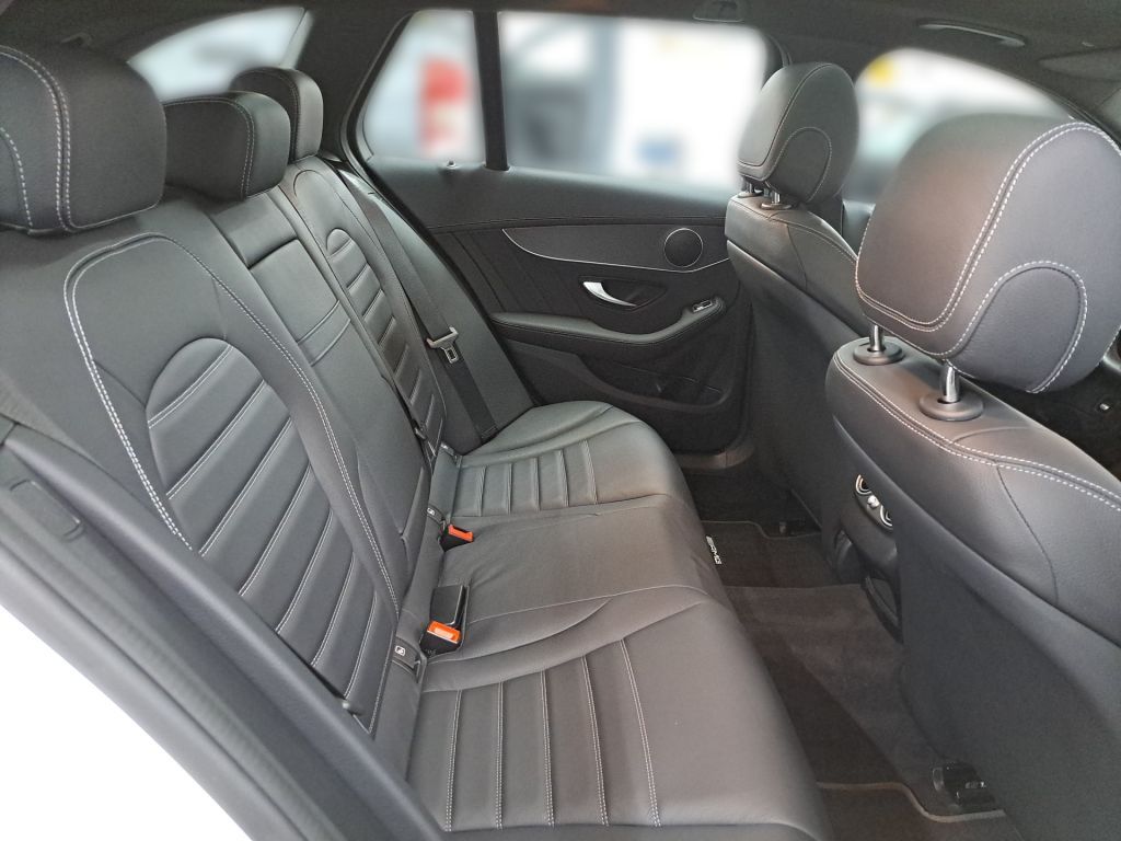 Mercedes-Benz C 300 2021