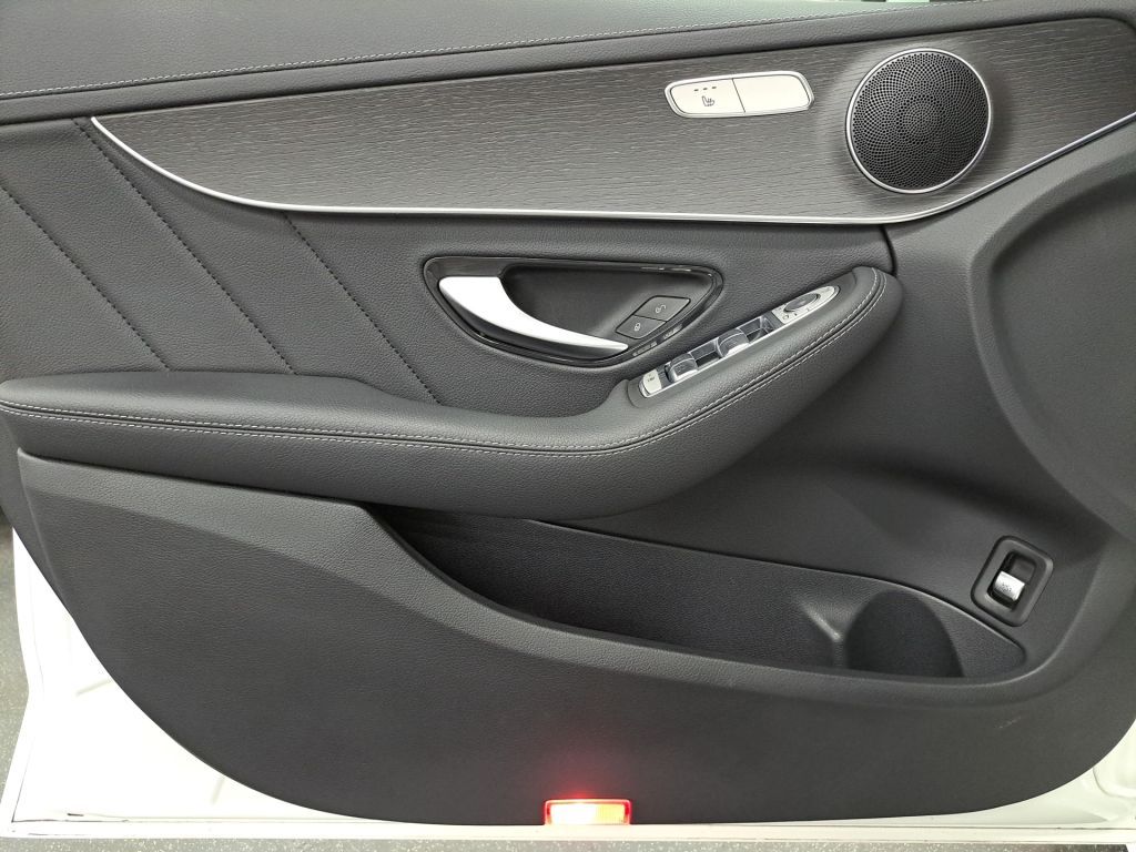 Mercedes-Benz C 300 2021