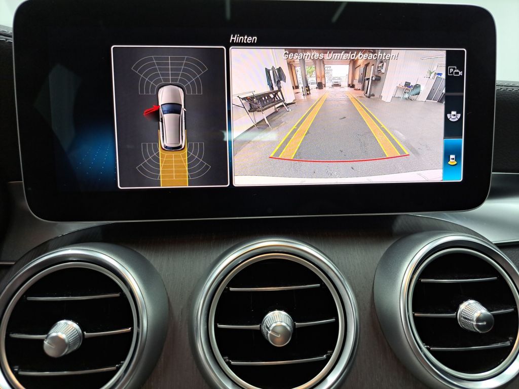 Mercedes-Benz C 300 2021