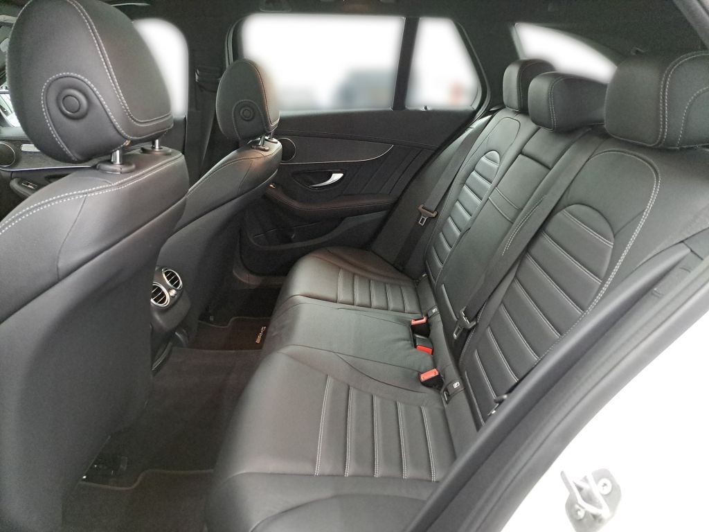 Mercedes-Benz C 300 2021