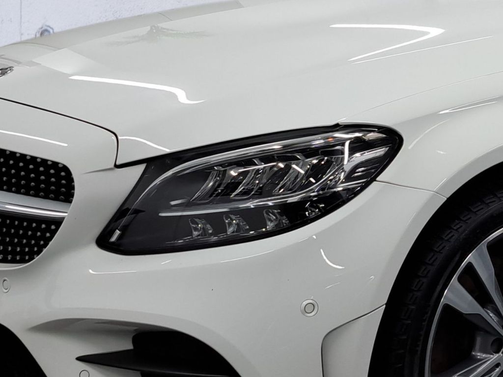 Mercedes-Benz C 300 2021