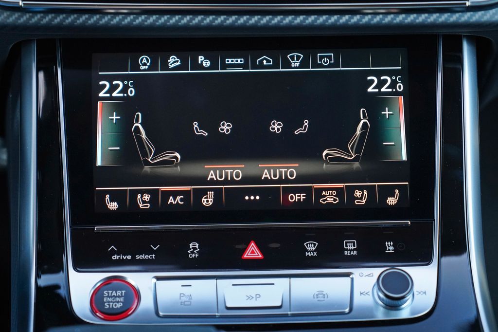 Audi RSQ8 2025