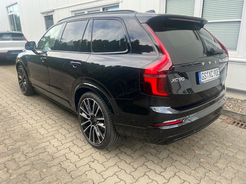 Volvo XC90 2025