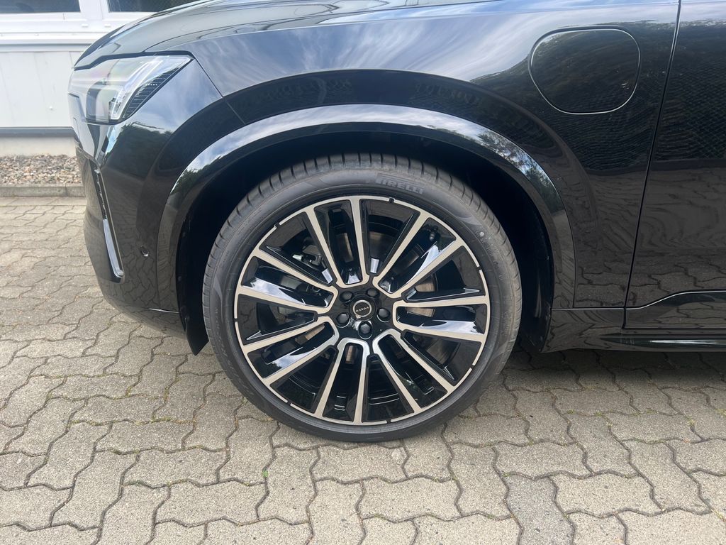 Volvo XC90 2025