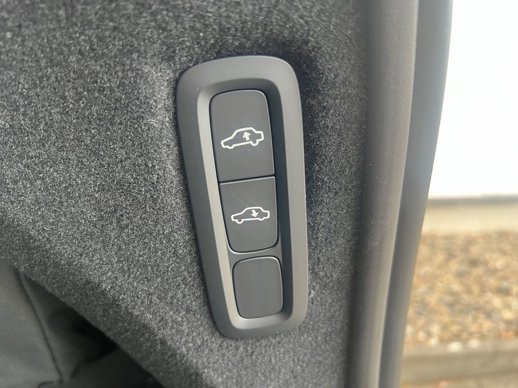 Volvo XC90 2025
