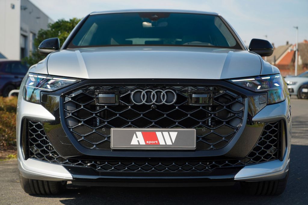 Audi RSQ8 2025